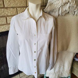 Finley White Fitted Button down shirt blouse with mother of pearl buttons XS